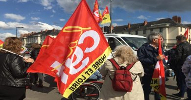 contre la fermeture le l'accueil trésorerie d'Amboise